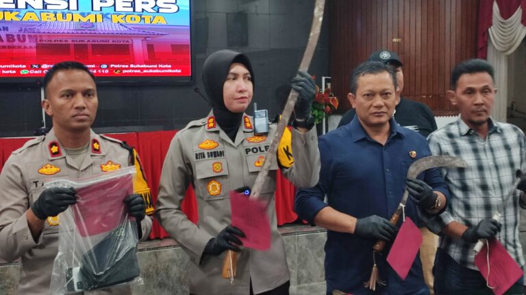 Amankan Gerombolan Bermotor Tawuran, Polisi Dibacok Pelajar di Sukabumi