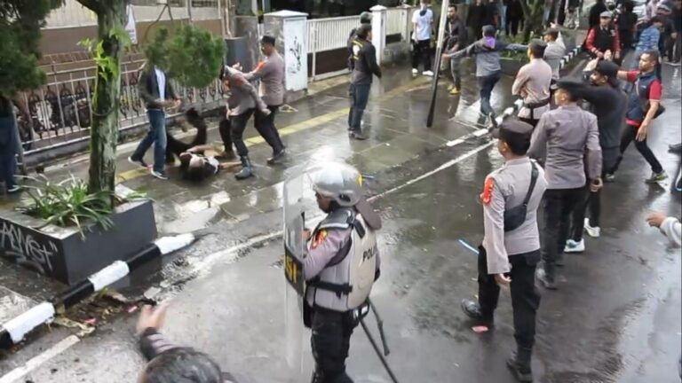 Organisasi Mahasiswa dan Jurnalis Kecam Sikap Represif Aparat dalam Aksi Tolak UU TNI