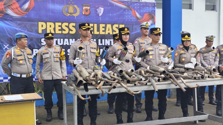 Wow! 1538 Unit Sepeda Motor Tanpa Knalpot Terparkir di Kantor Polisi