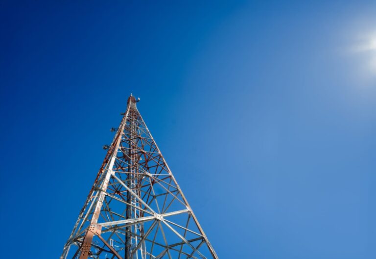 Jaringan Berbasis AI dan 5G Indosat Dukung Kesiapan Jaringan Natal dan Tahun Baru