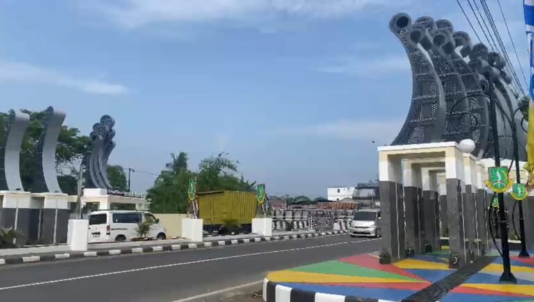 Pemkot Sukabumi Bangun Tugu Pembatas Kota Senilai Rp1,9 Miliar
